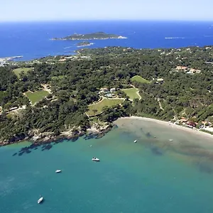 https://superbe-appartement-50m-de-la-plage-en-bord-de-mer.aixenprovencehotels.org